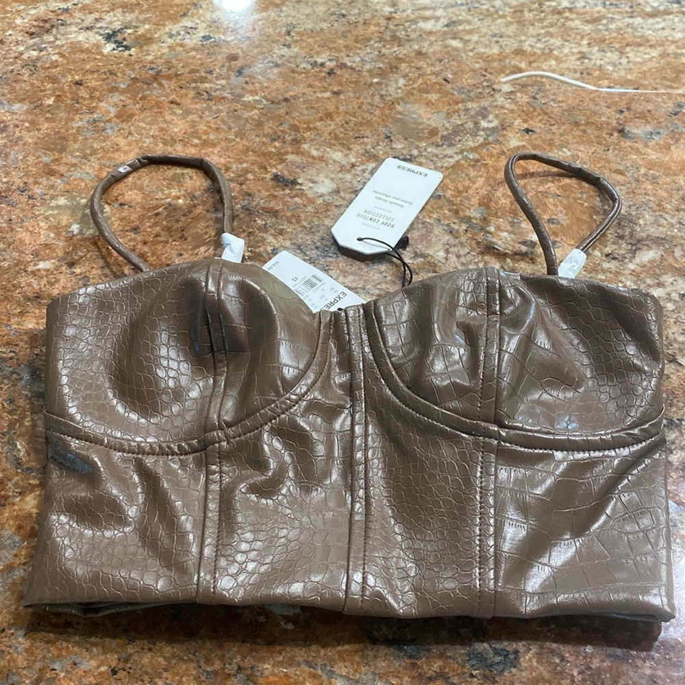 NWT cropped tank from Express